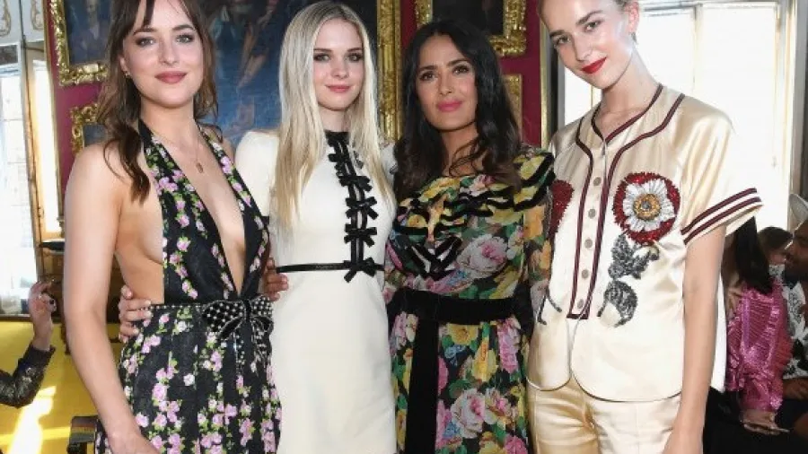 Звезды посетили круизное шоу Gucci Звезды посетили круизное шоу Gucci